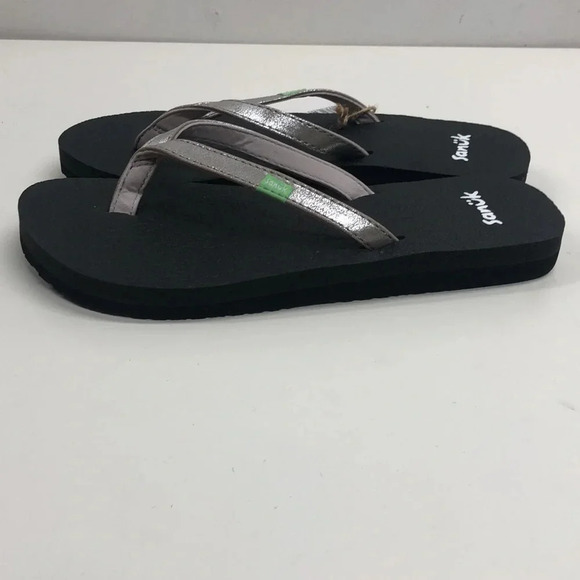 NWT Sanuk Yoga Spree Metallic Flip Flops Size 5 - Picture 1 of 7